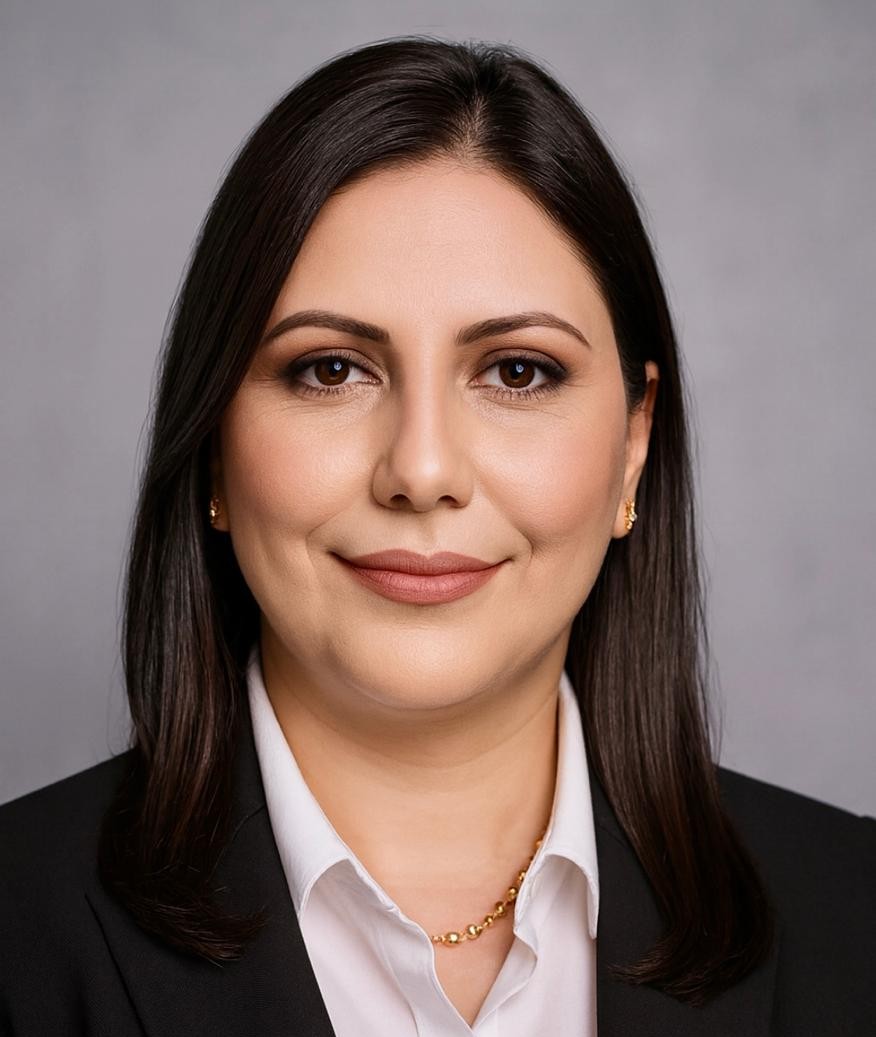 Dra. Regiane Roskowinski